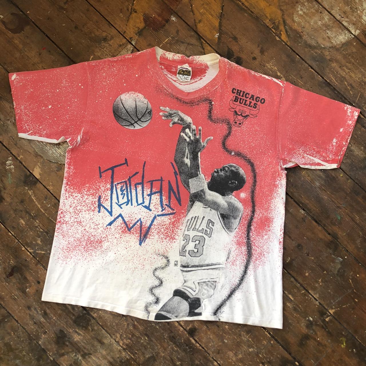 Official NBA Chicago hills warmup t shirt Great - Depop