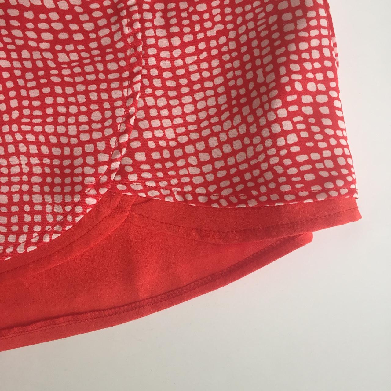 Macy's Women's Red and White Shorts Depop