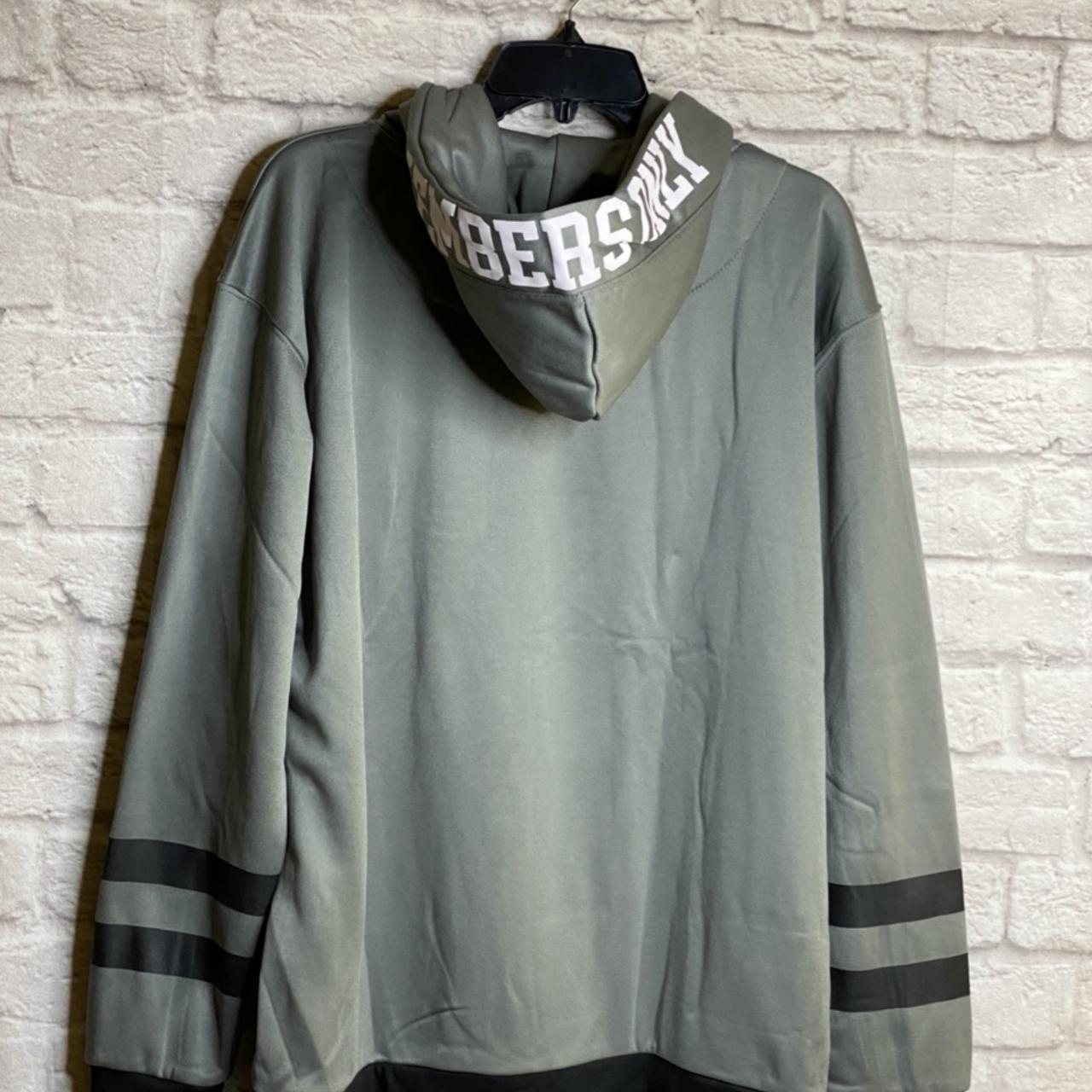 Members Only Men's Grey and Black Hoodie (4)