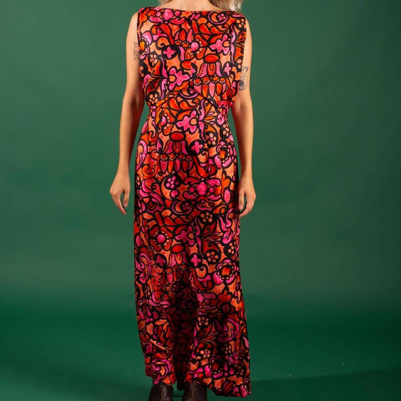 1960s Vintage Red and Orange Floral Print Dress 60s... Depop