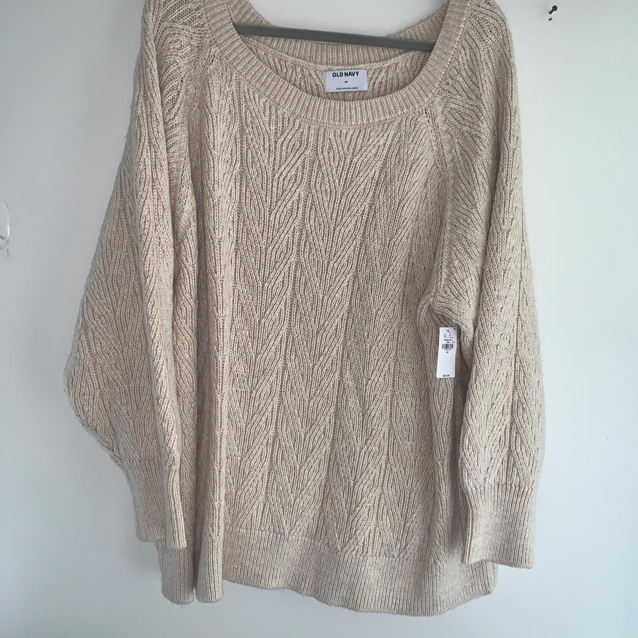 This knitted Old Navy sweater is perfect for Fall... - Depop