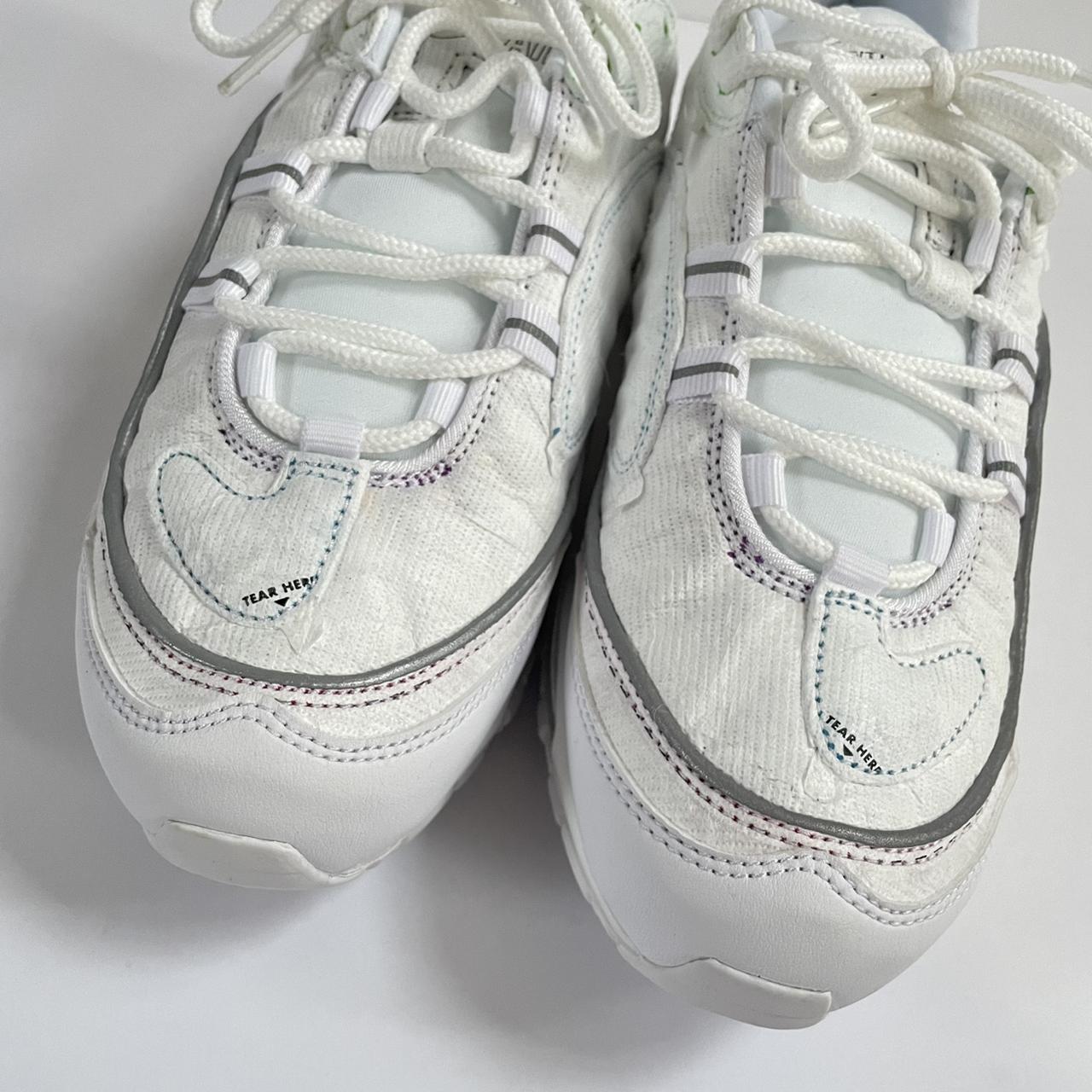 tearable nike shoes