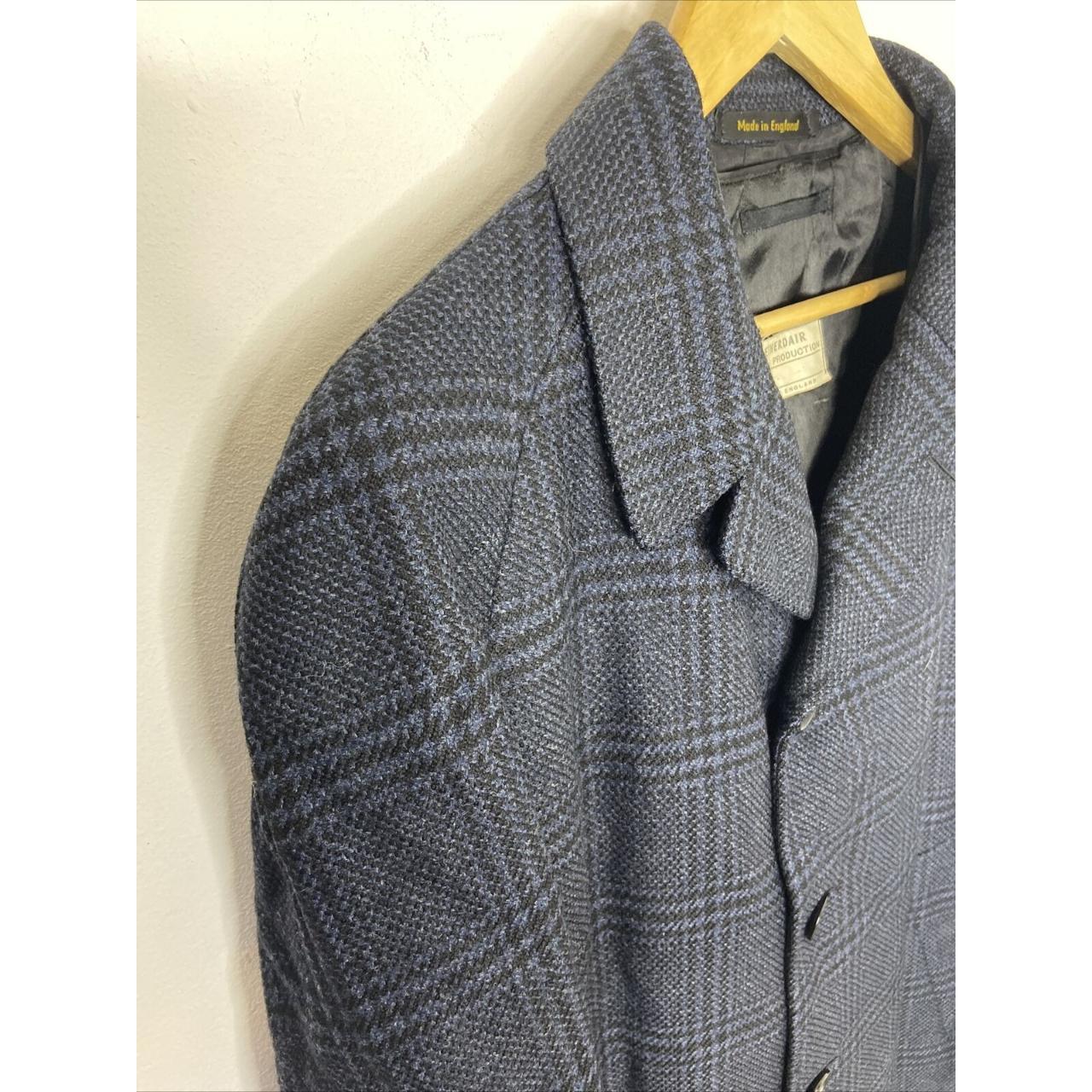Product Image 2 - Vintage
Chester Barrie
Heavy Wool Coat Overcoat
Lined
Winter
United