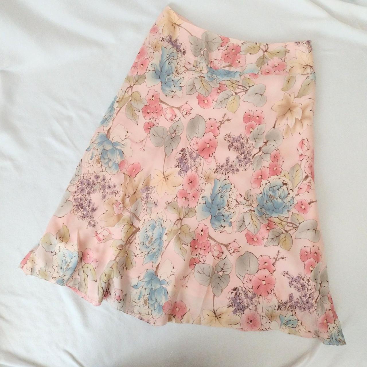 Product Image 1 - Phase Eight Pink Floral Silk