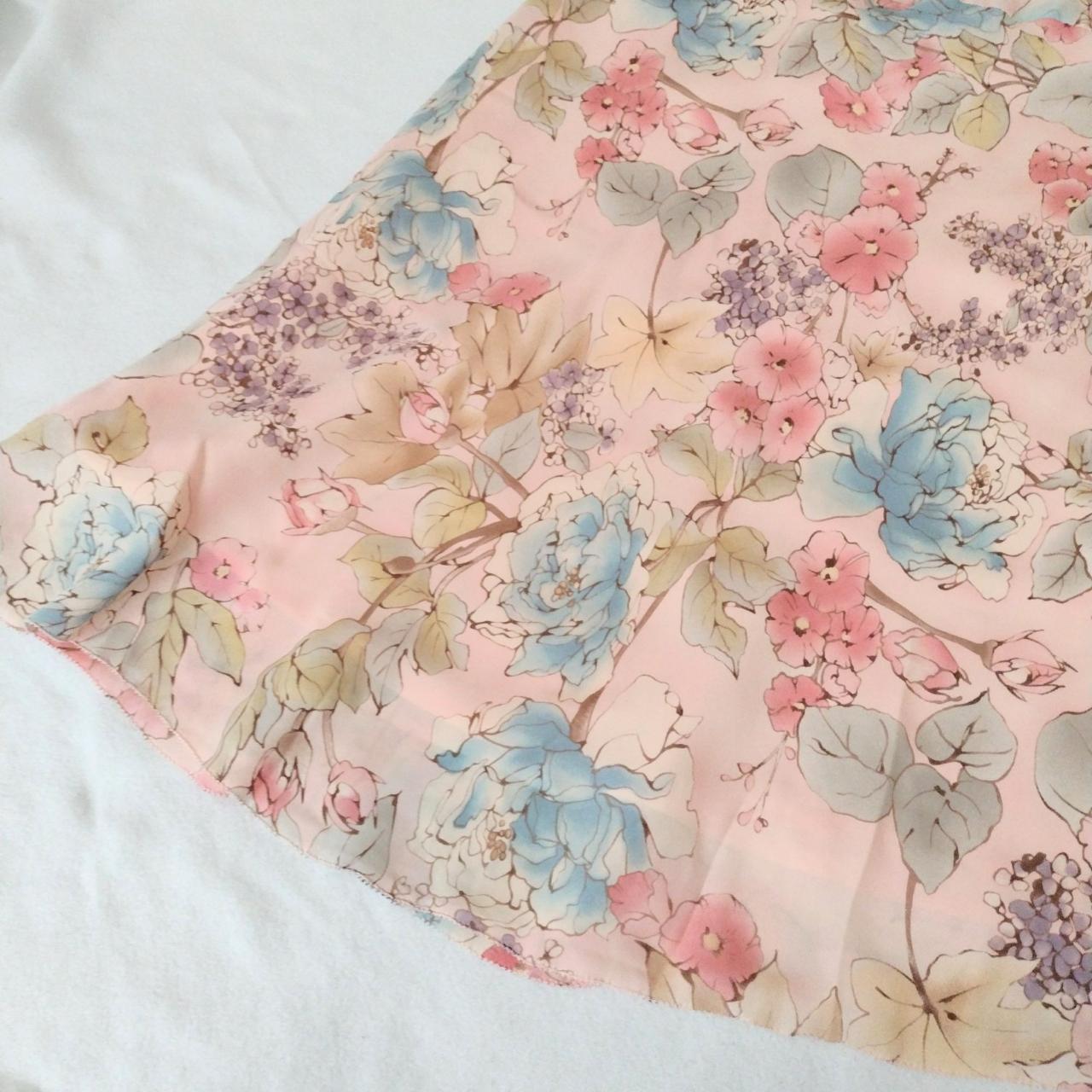 Product Image 3 - Phase Eight Pink Floral Silk