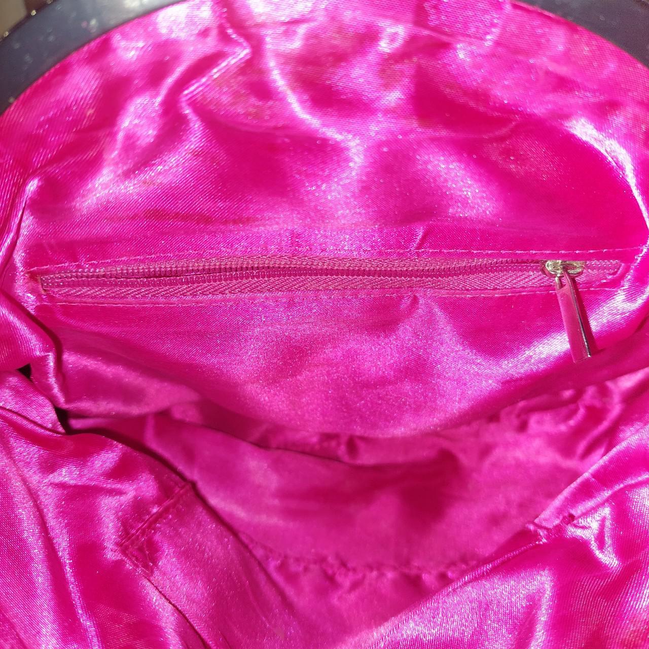 #stunningpinkclutchbag #pinkoccassionbag - Depop