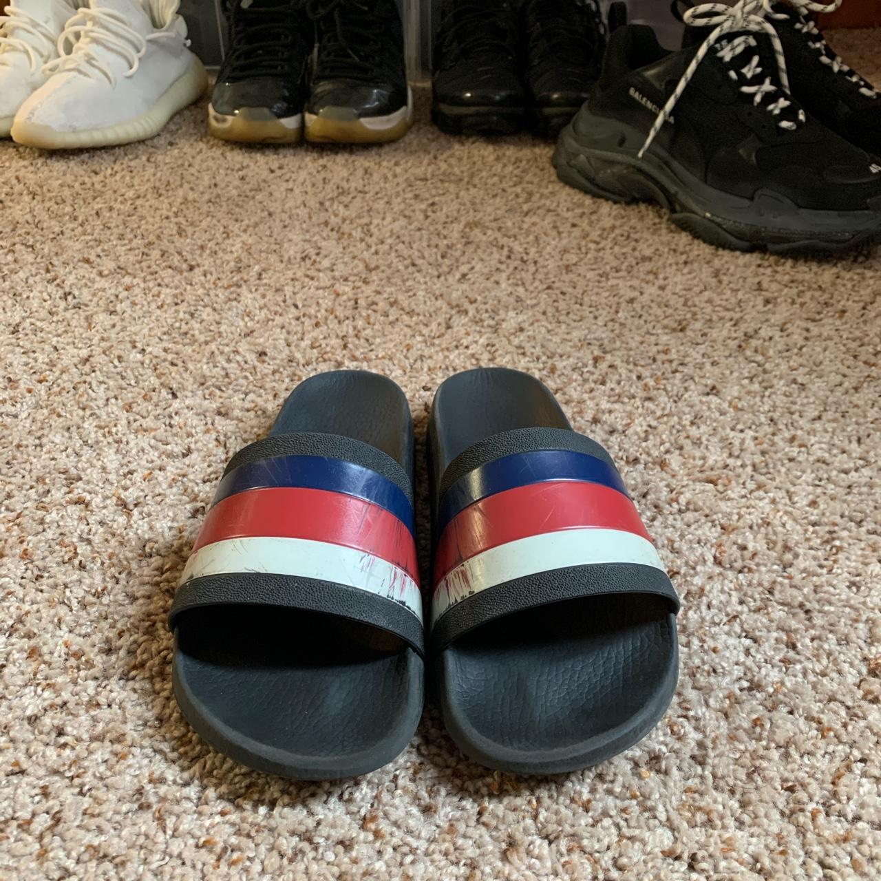 Gucci slides discount red and blue