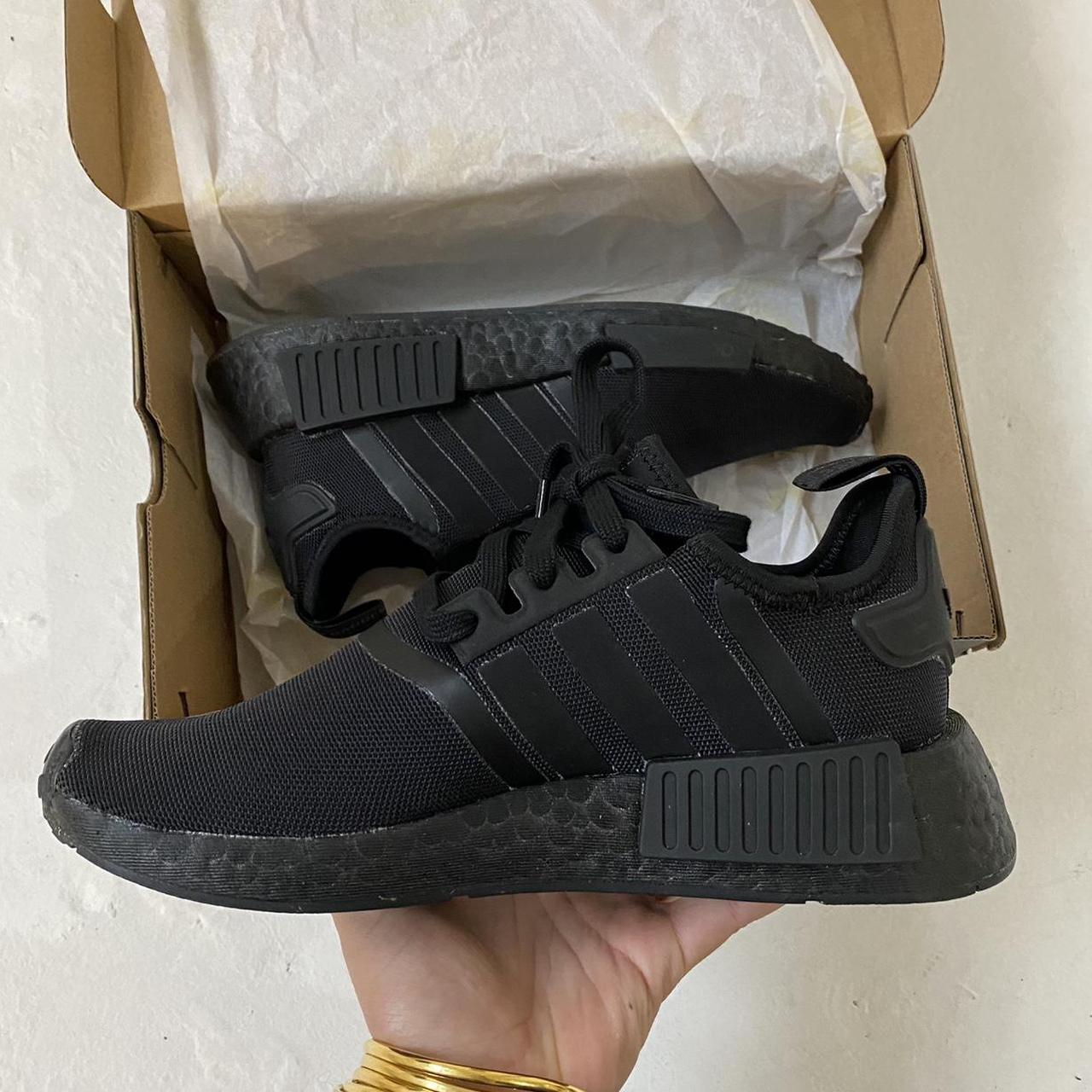 black nmd size 6
