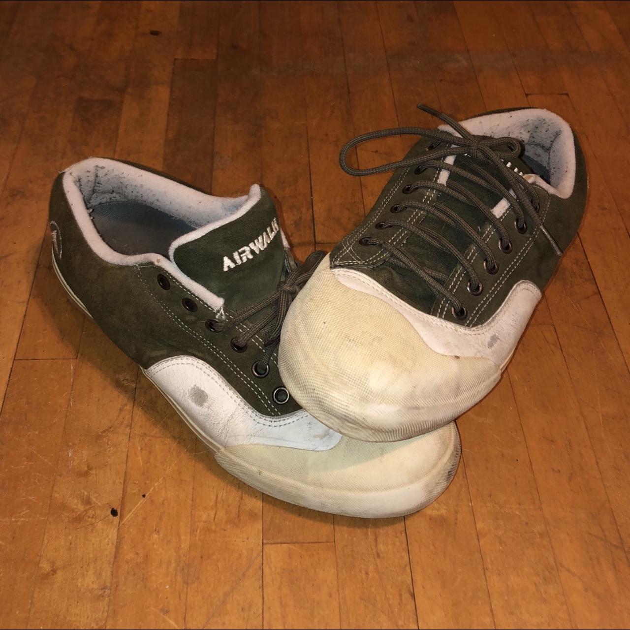 airwalk skate trainers