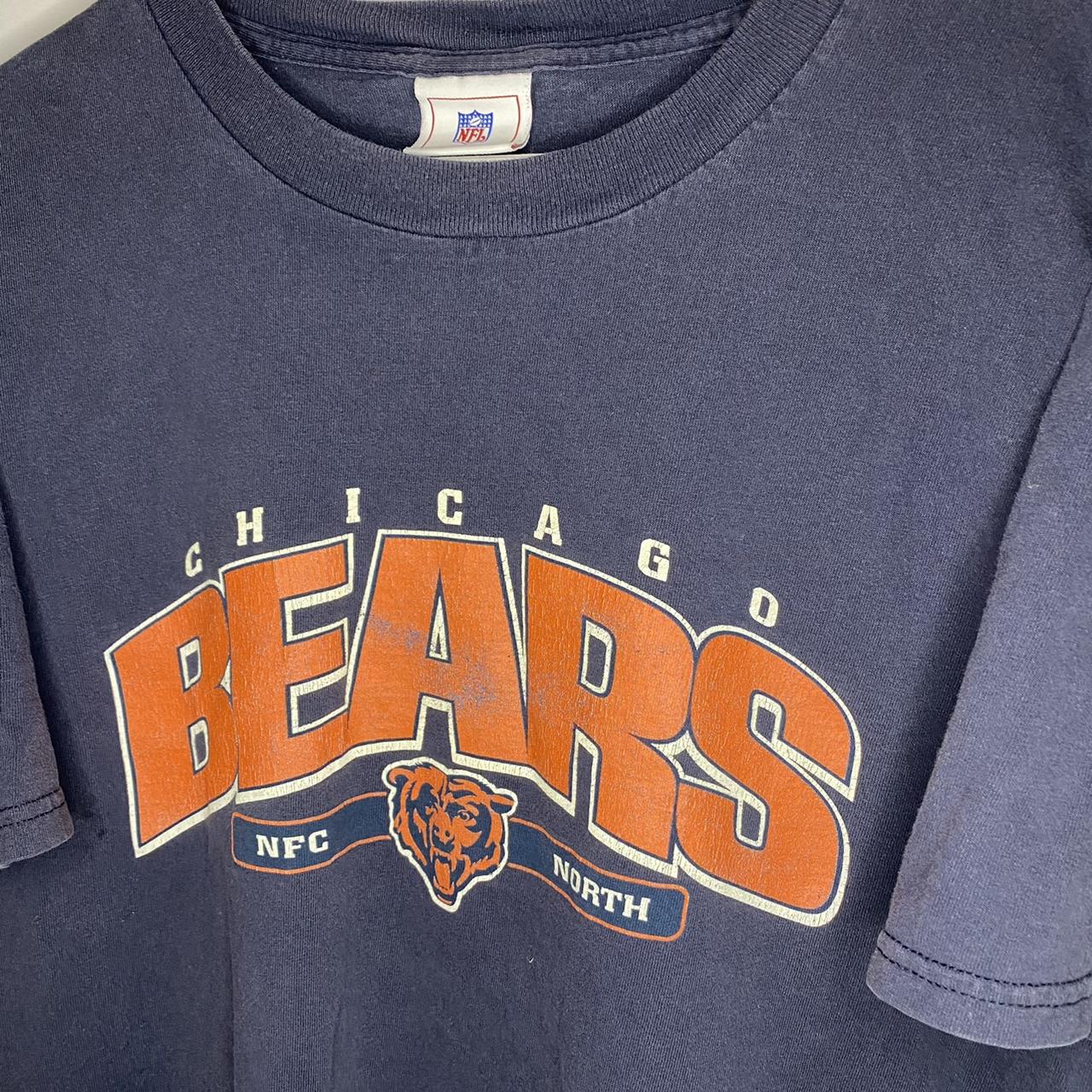 vintage Chicago Bears 'gym bear' shirt good vintage - Depop