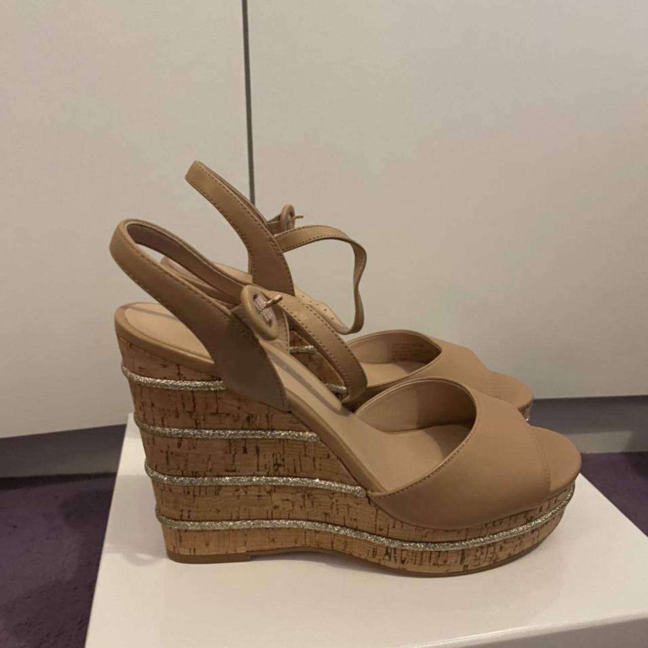 Kurt geiger 2025 tan wedges