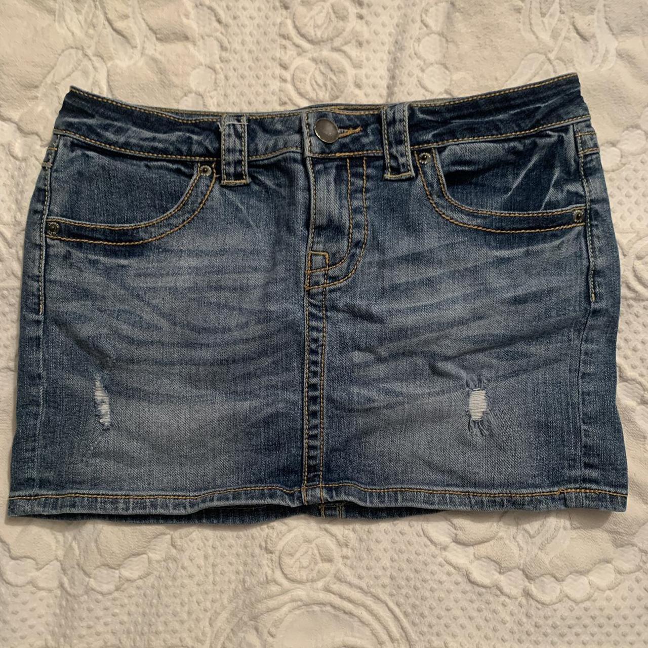 Y2K jean mini skirt in great condition, tag says... - Depop