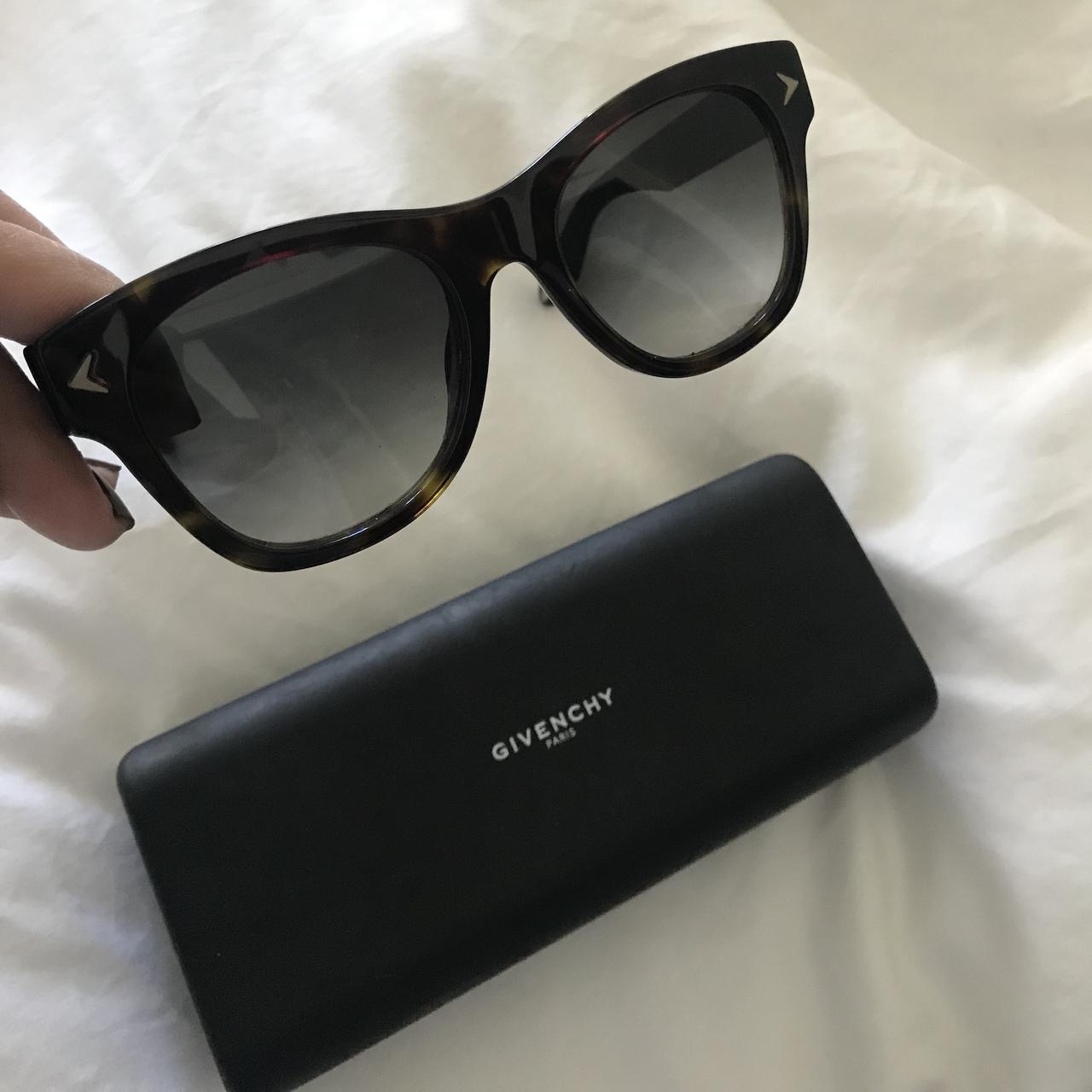 givenchy wayfarer