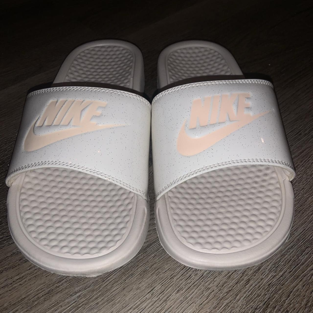 Nike slides cheap light pink