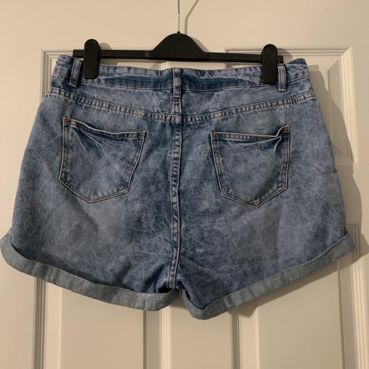 New Look Women S Blue And Navy Shorts Depop   P0 