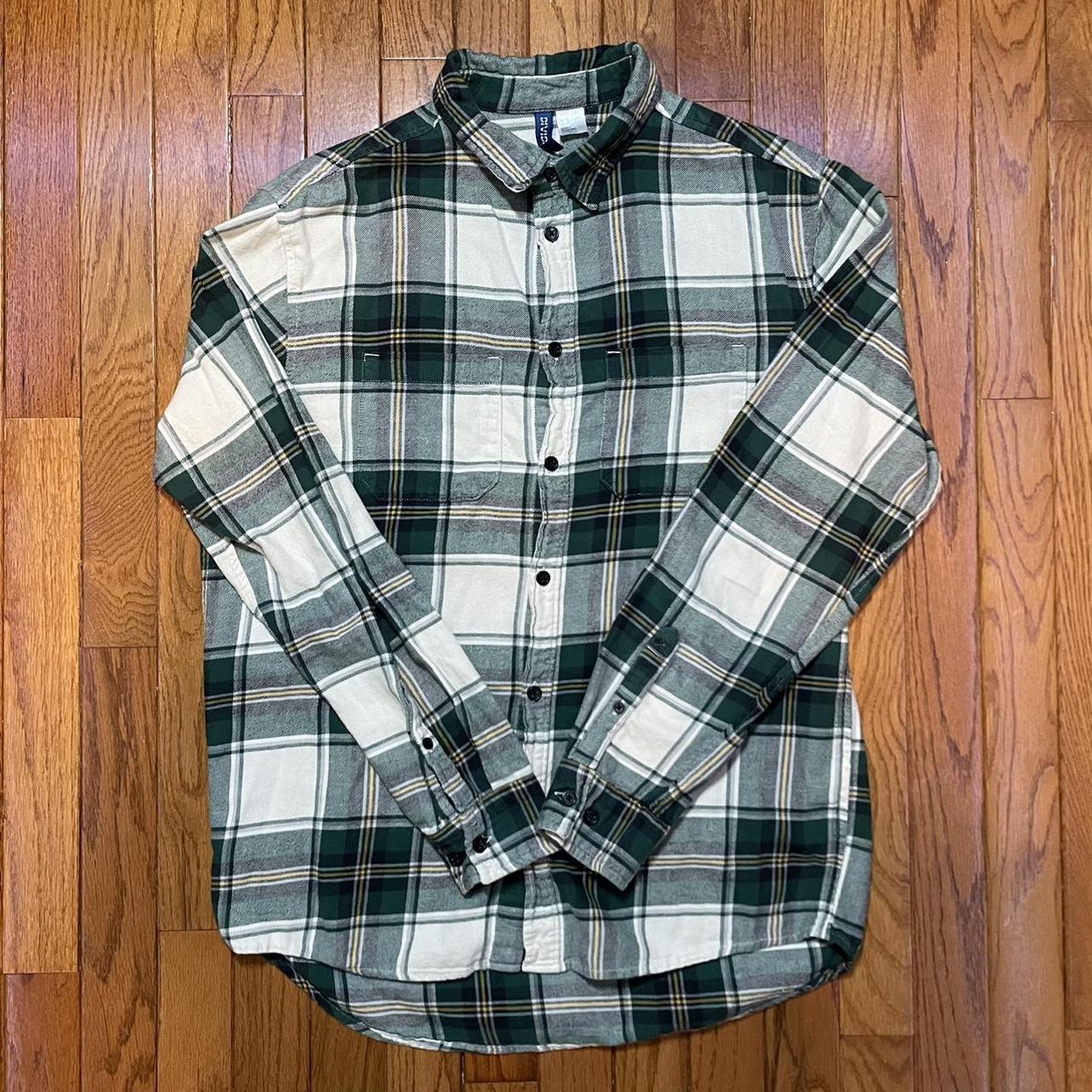 H&m divided outlet flannel