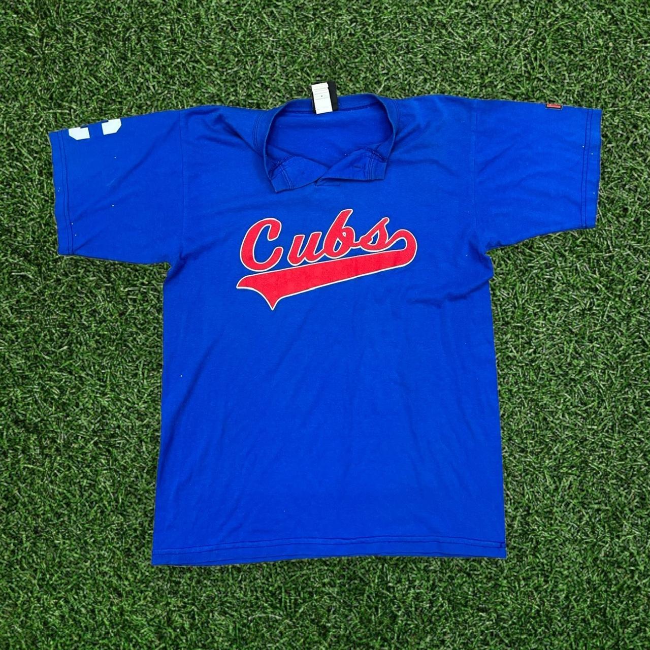 Vintage 90s Chicago Cubs t shirt Size - Depop