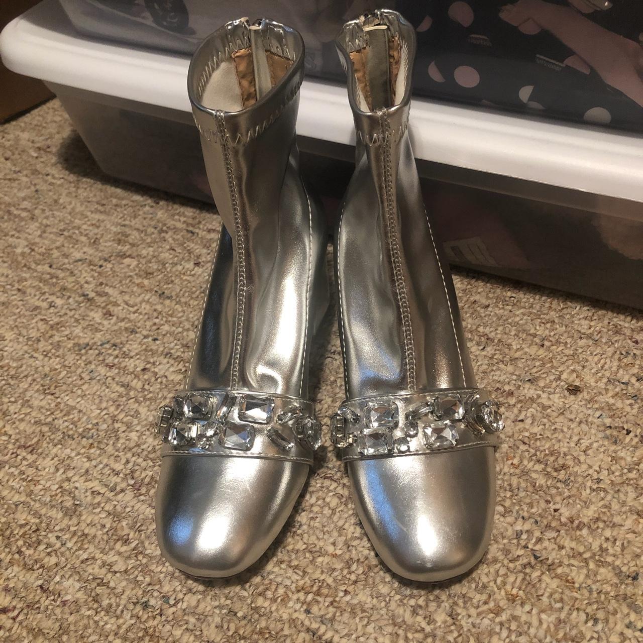 boohoo silver boots