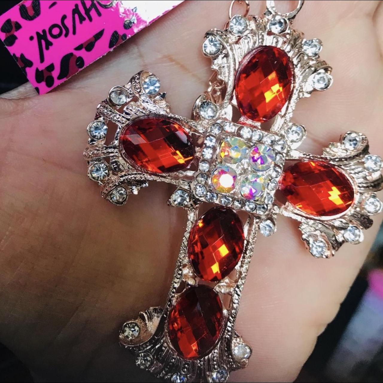 BETSEY JOHNSON shining crystal CROSS pendant necklace, alloy, 27 inch,  Fashion - Veg4U