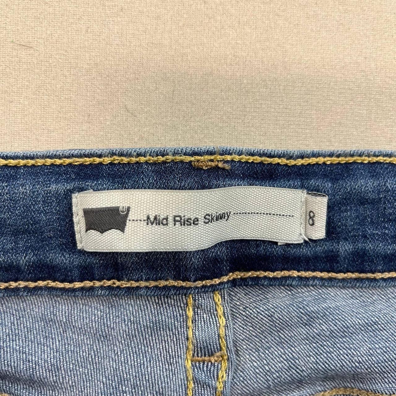 Discovering The Perfect Fit The Allure Of Levi's Mid Rise