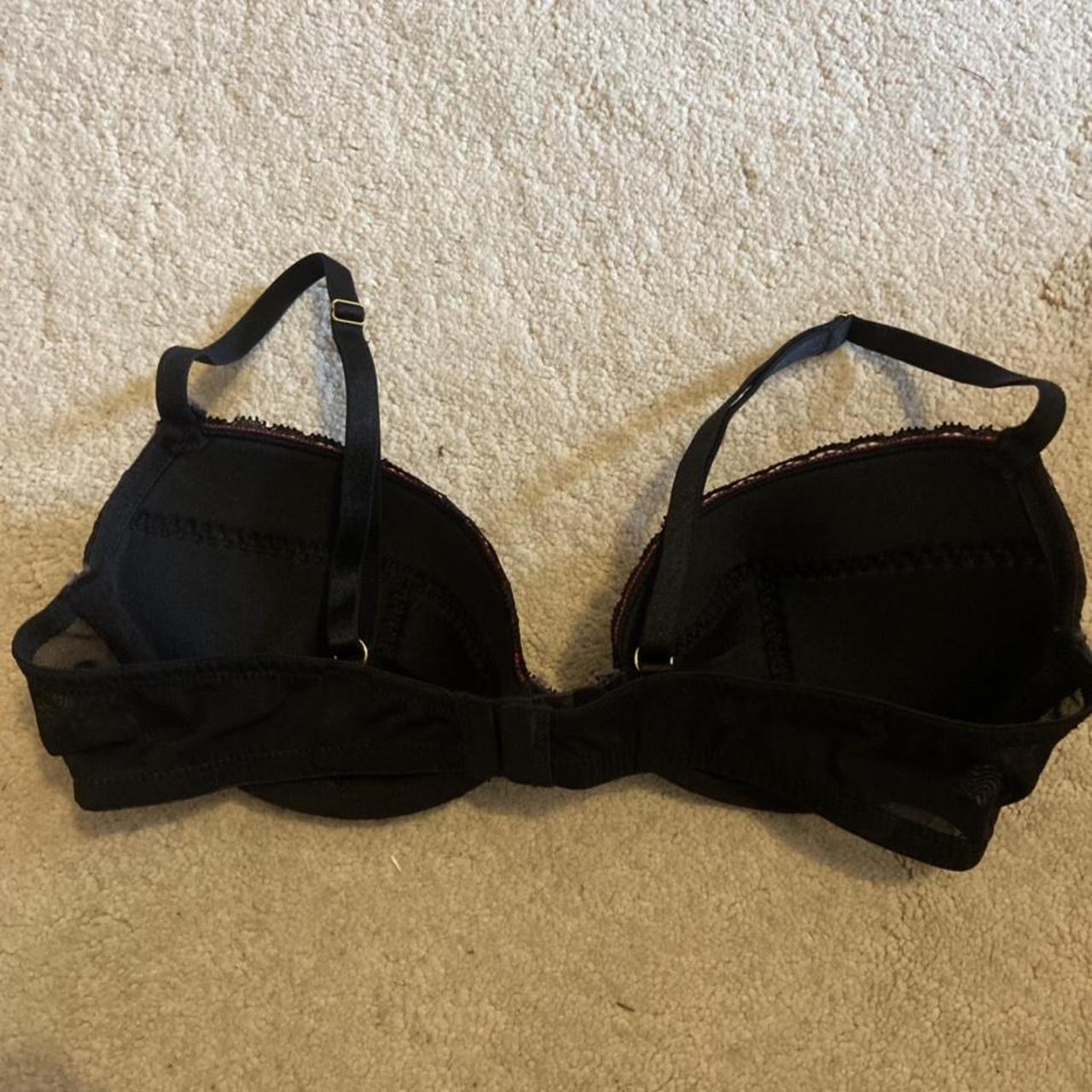 Ann Summers Black and Red Lace Bra, 34B, Never Worn - Depop