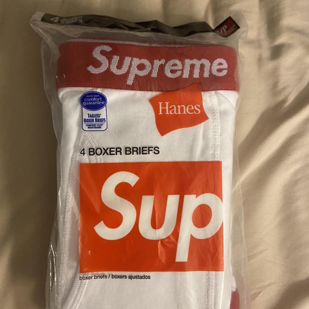 Supreme Small White - Depop