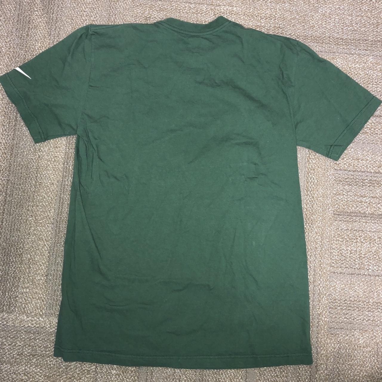 Large Green Nike NY Jets tee 🛩 Shirt is in decent... - Depop