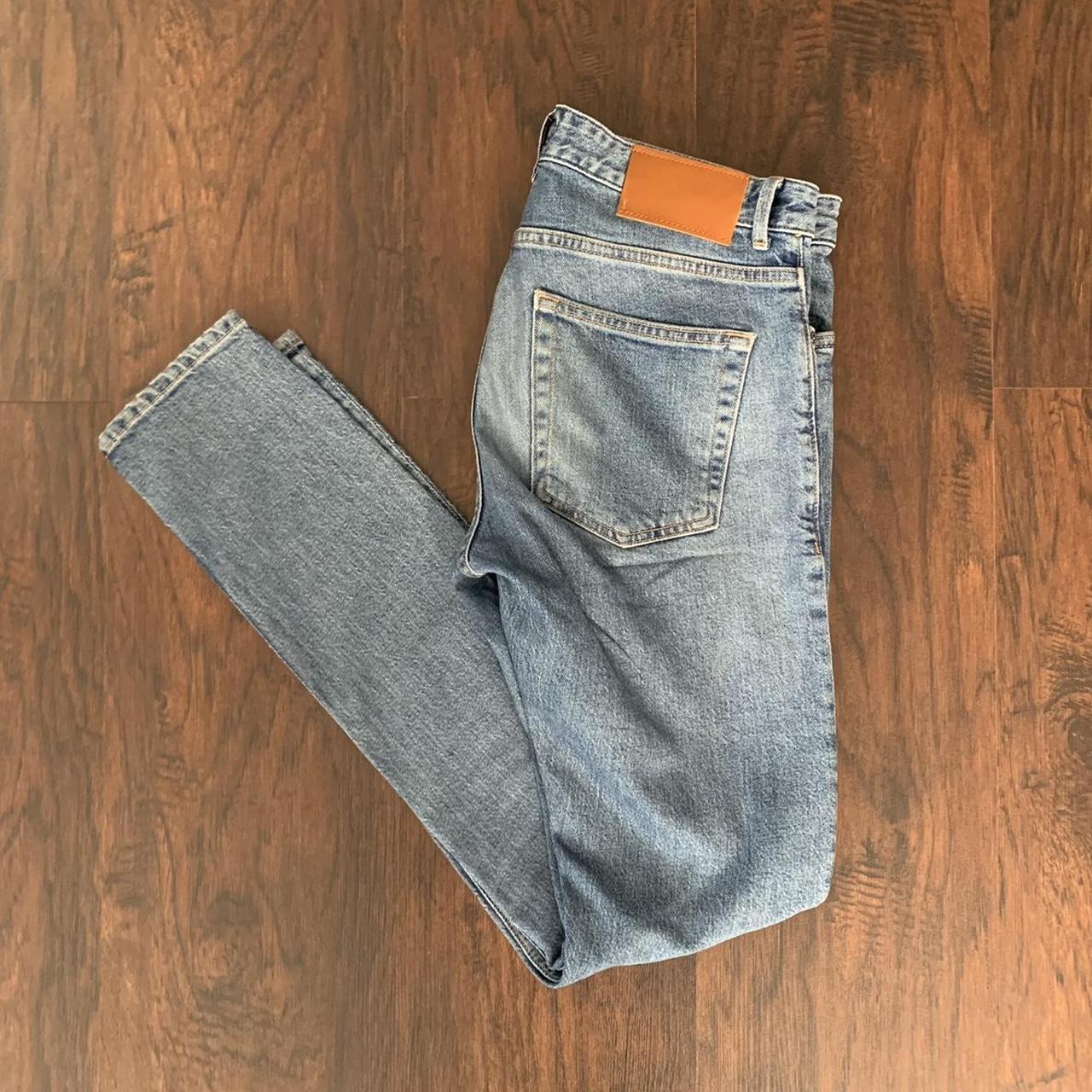 H&M Medium Wash Skinny Fit Jeans Condition... Depop