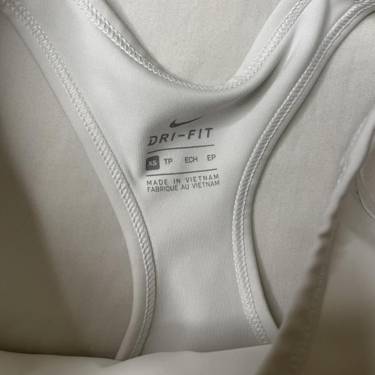 womens white nike sports bra