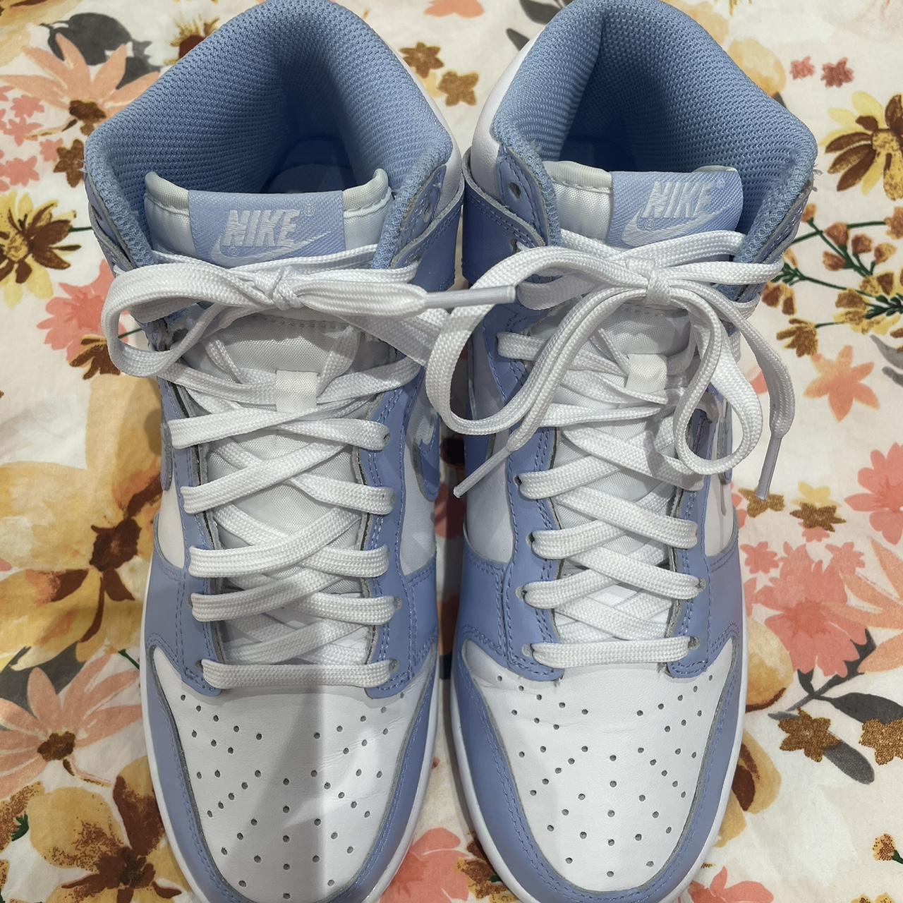 Nike Womens Dunk High Aluminum Shoes, Size(W)US6.5/EUR37.5 - White/ Aluminium