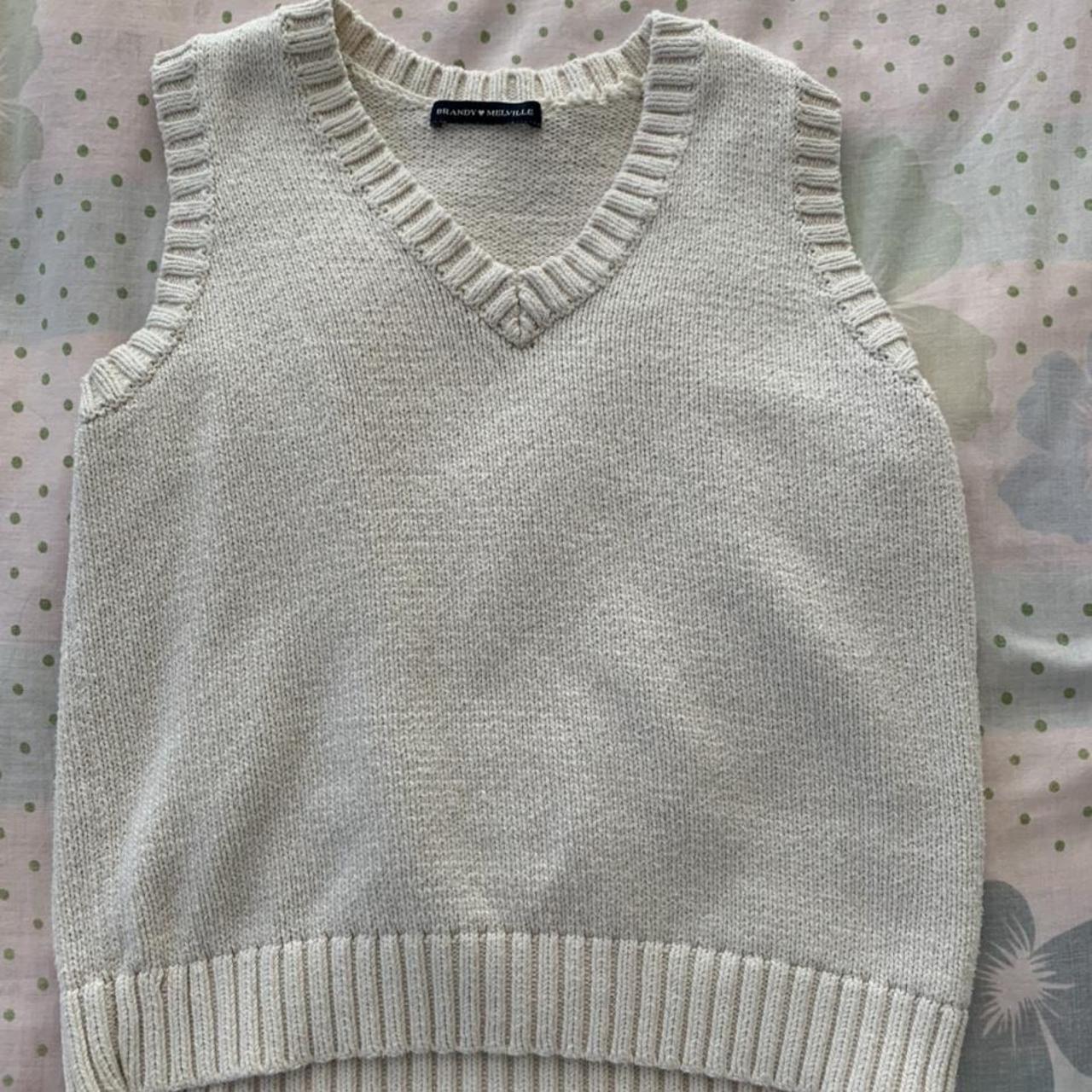 Brandy Melville Women's Cream and White Jumper | Depop