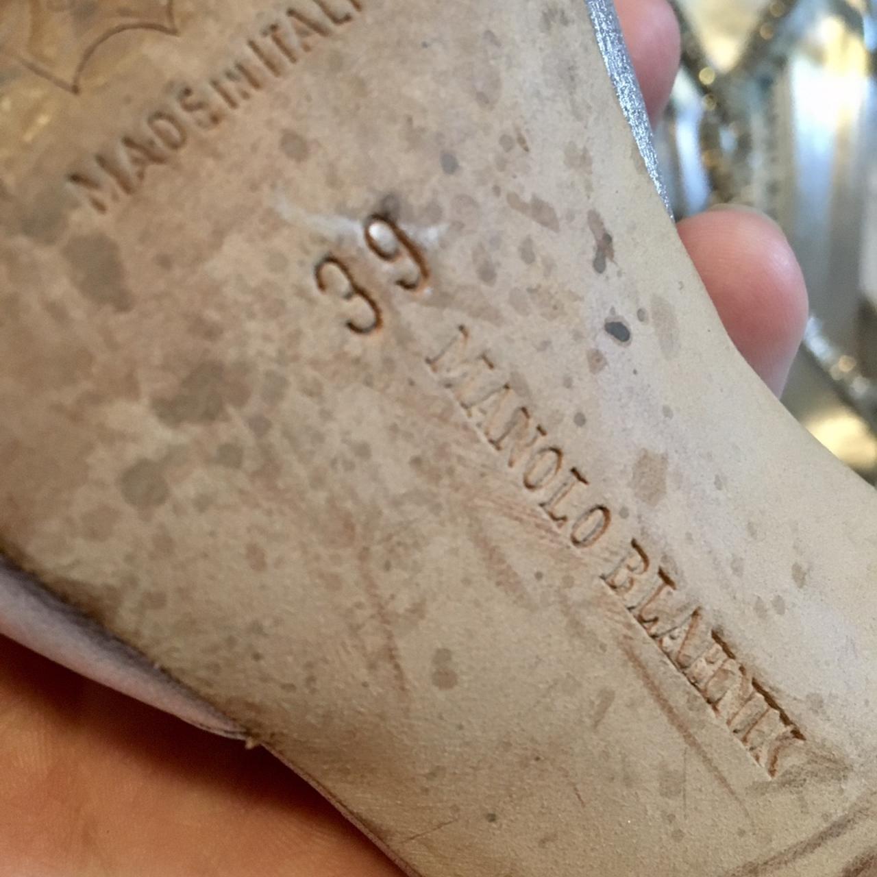 manolo blahnik silver pumps