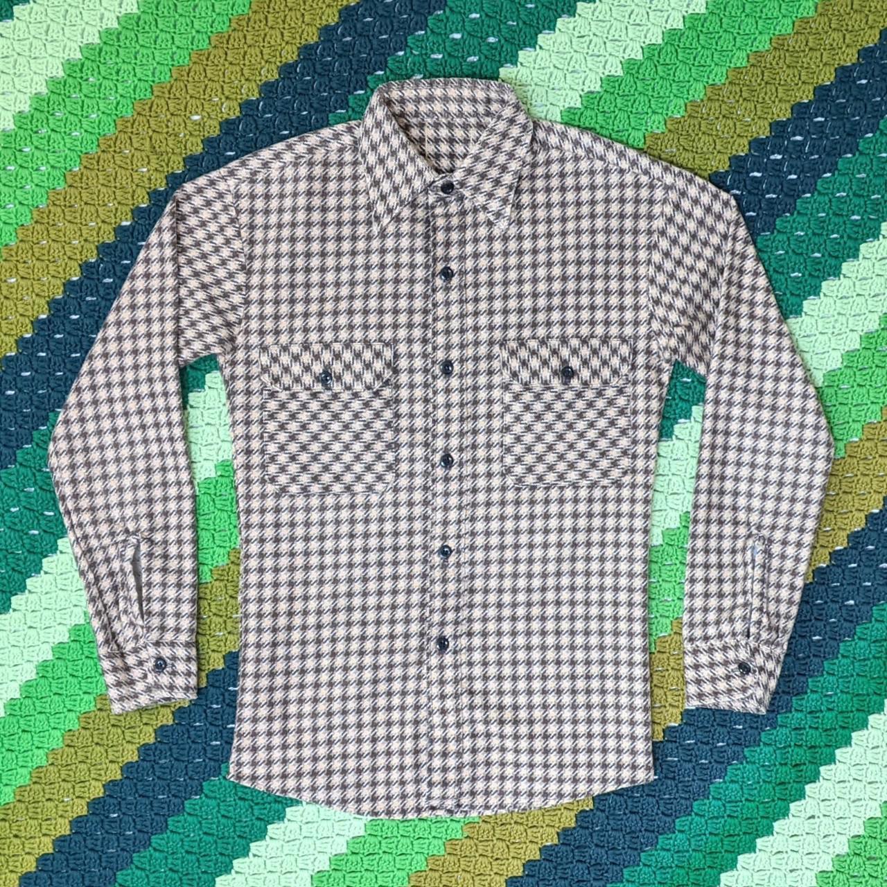 Product Image 1 - 🌲 Vintage 70s/80s flannel button
