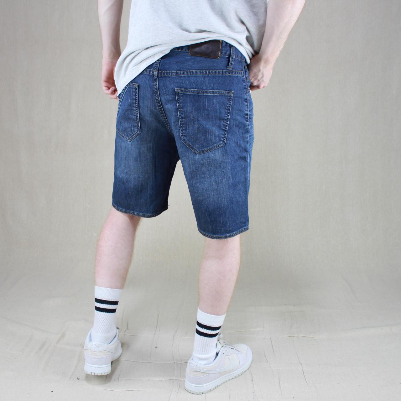 Quiksilver jean shorts Colour faded Blue Size Depop