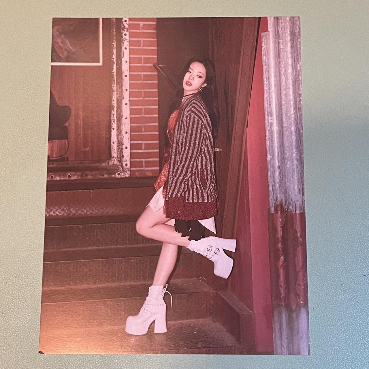 fromis_9 midnight guest album