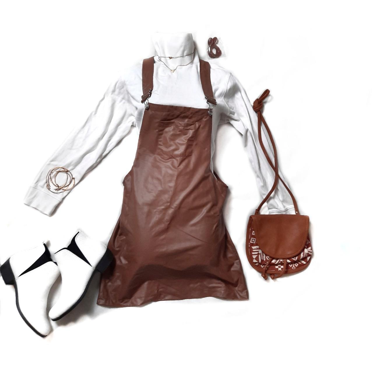 Product Image 1 - Fall Brown
*
White turtleneck, size M/L
Brown