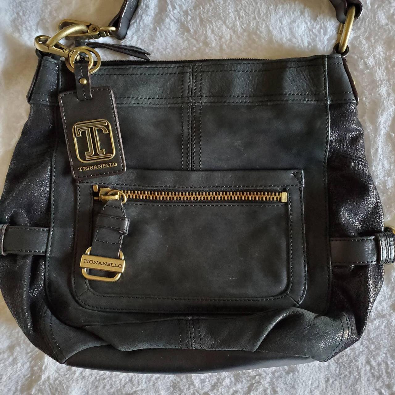 Tignanello black outlet leather purse