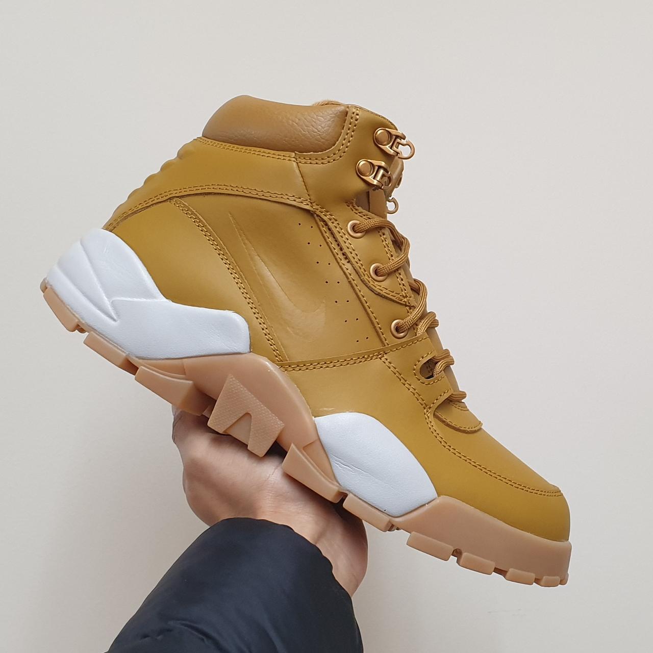 nike rhyodomo reviews