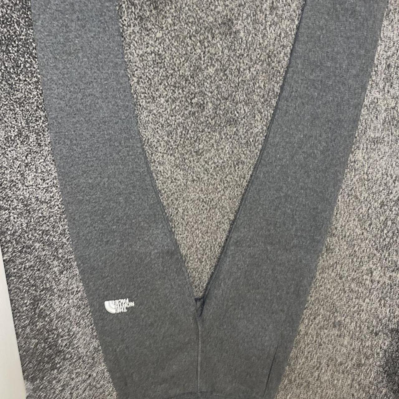 dark grey north face joggers