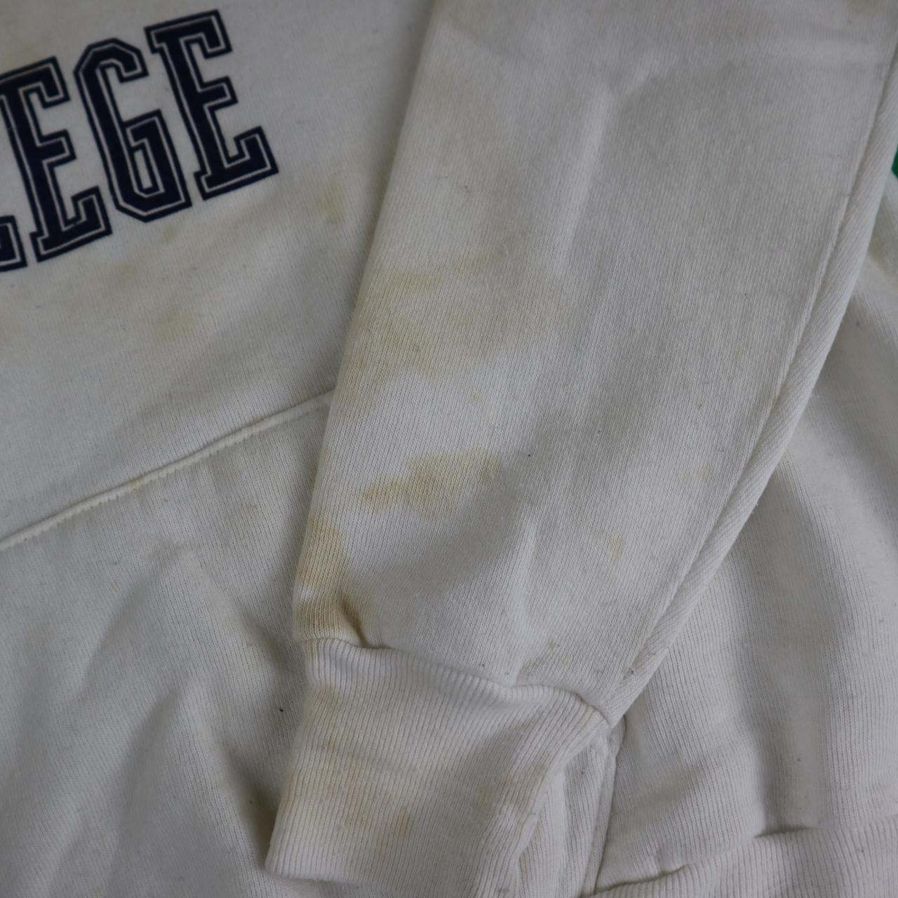 Product Image 3 - Vintage Muskingum College hoodie

SIZE: L

MEASUREMENTS

WIDTH: