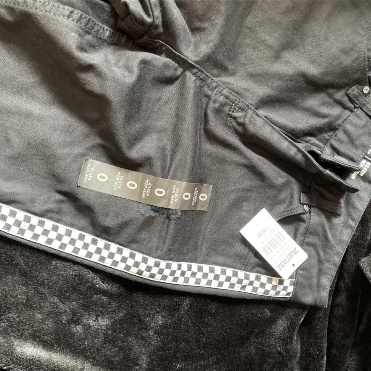 zumiez brand new pants size 0 , didn’t fit never... - Depop