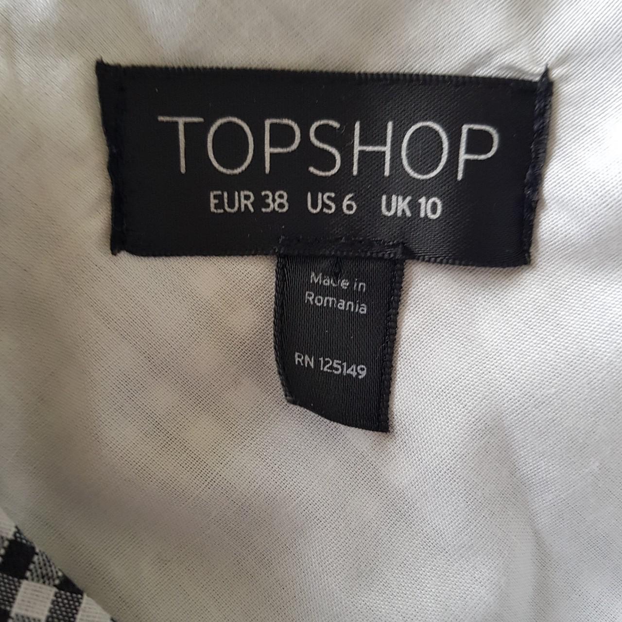 Topshop size 10 gingham print crop strappy vest top.... - Depop