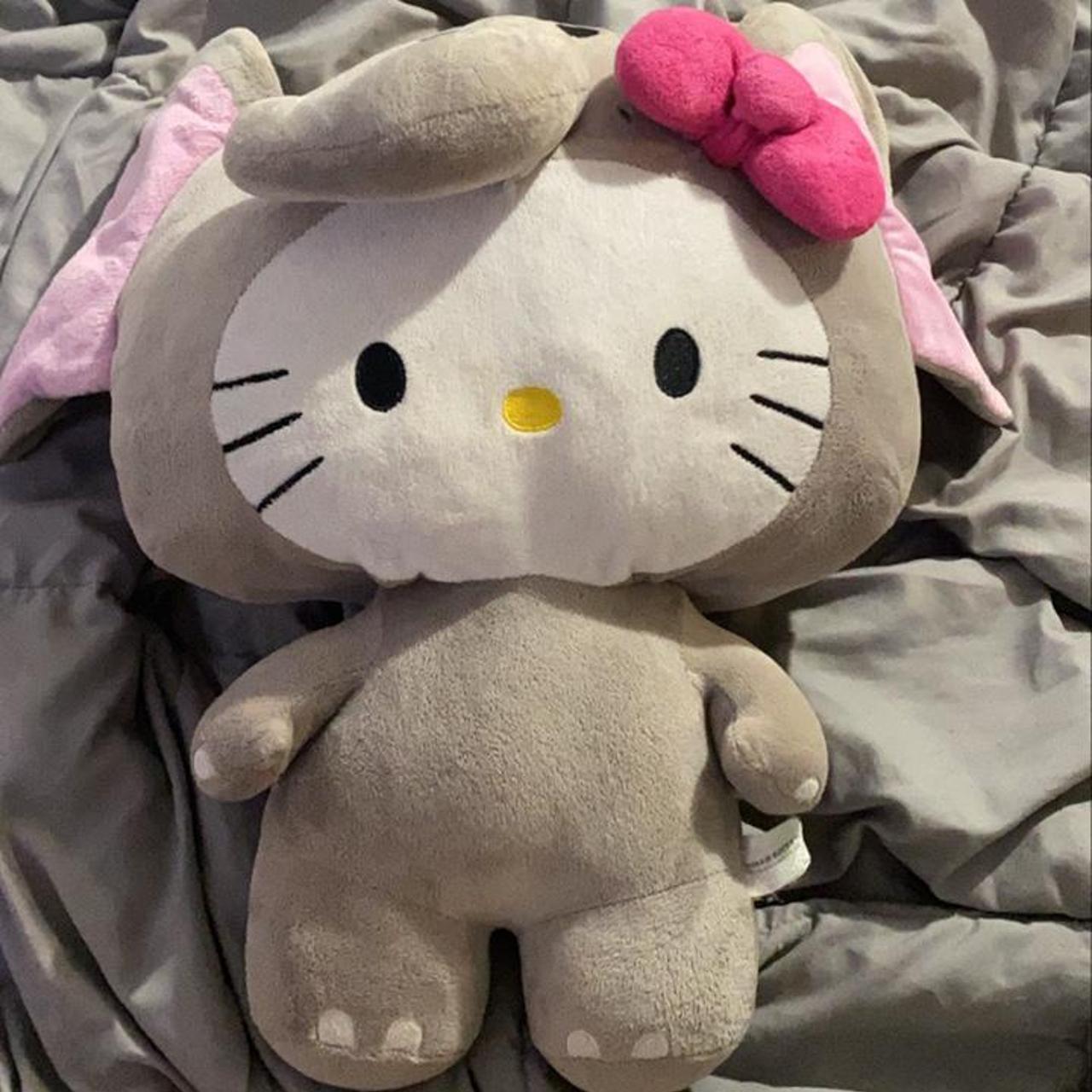 huge hello kitty plush