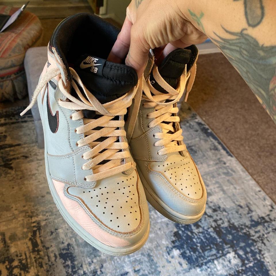 nyc to paris nike sb
