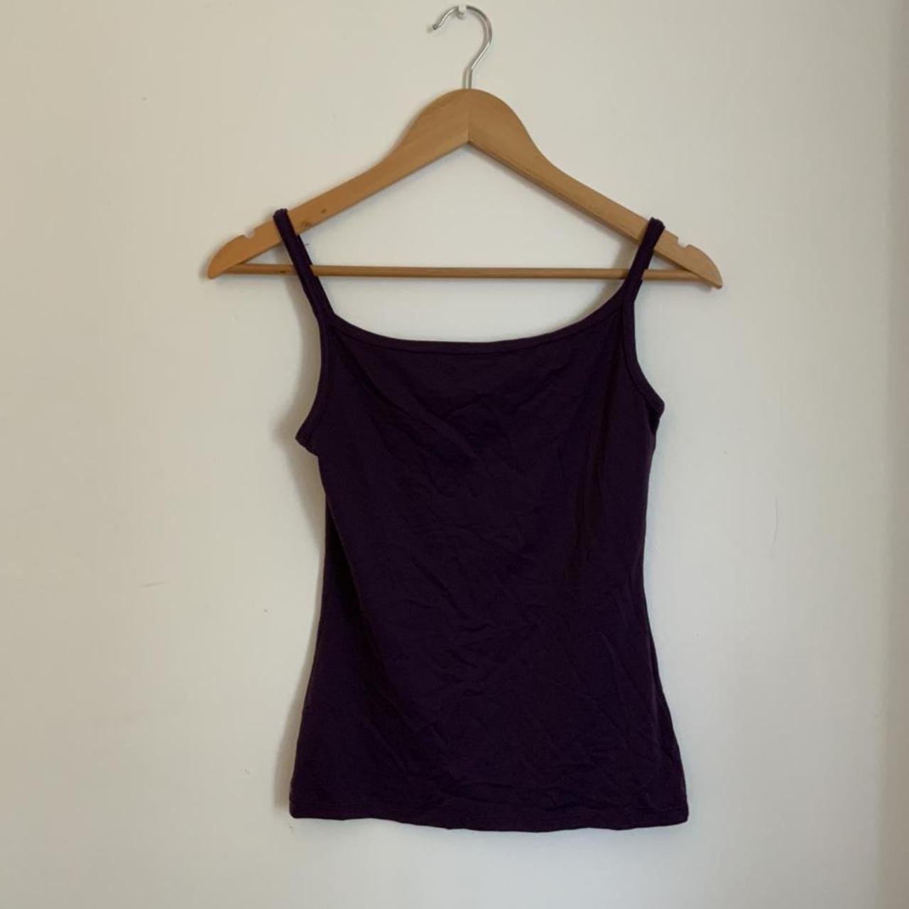 débardeur a bretelles de couleur violet aubergine •... - Depop