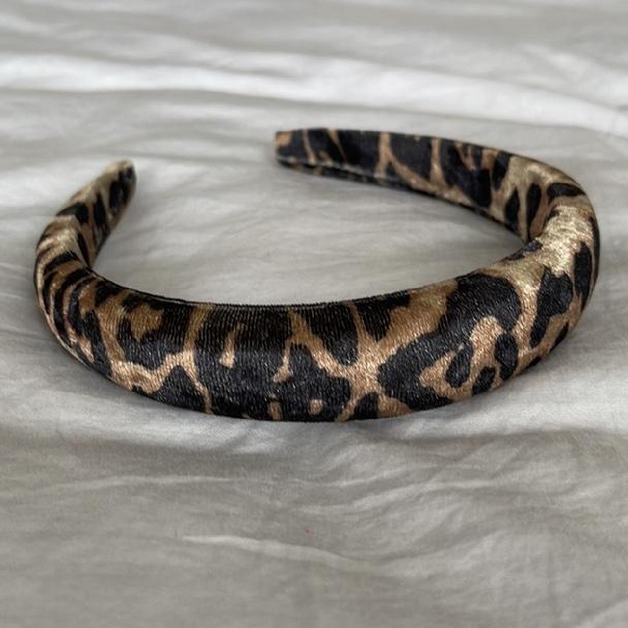 H&M Women's Brown and Black Hairaccessories Depop