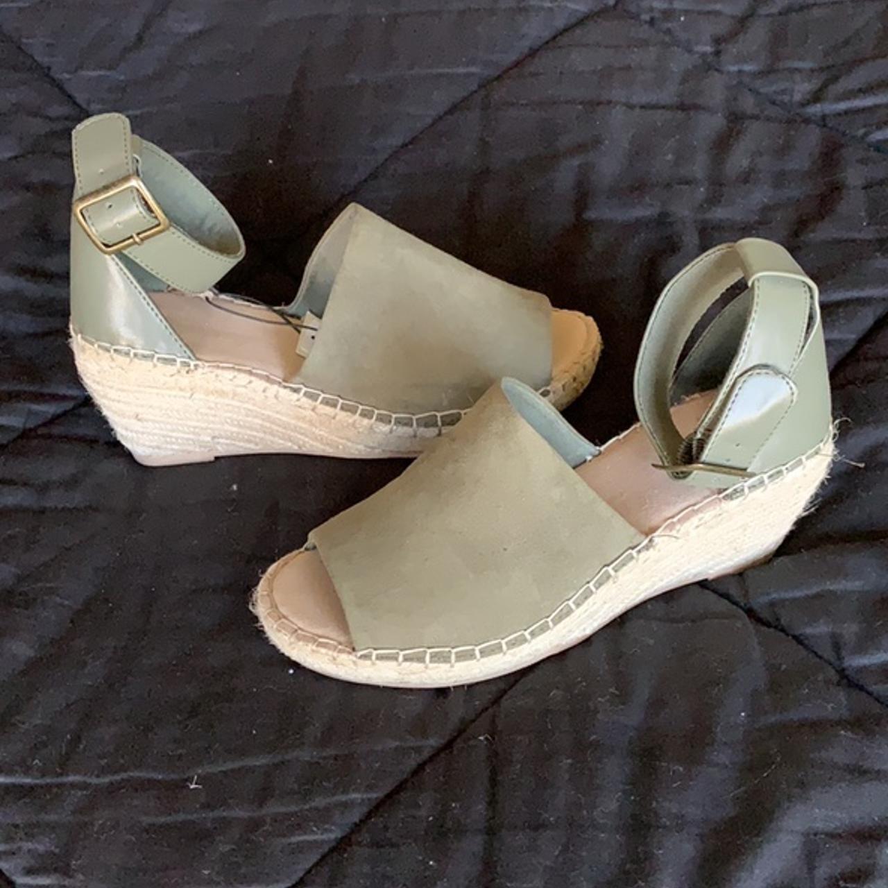 Gap Women's Espadrilles Depop