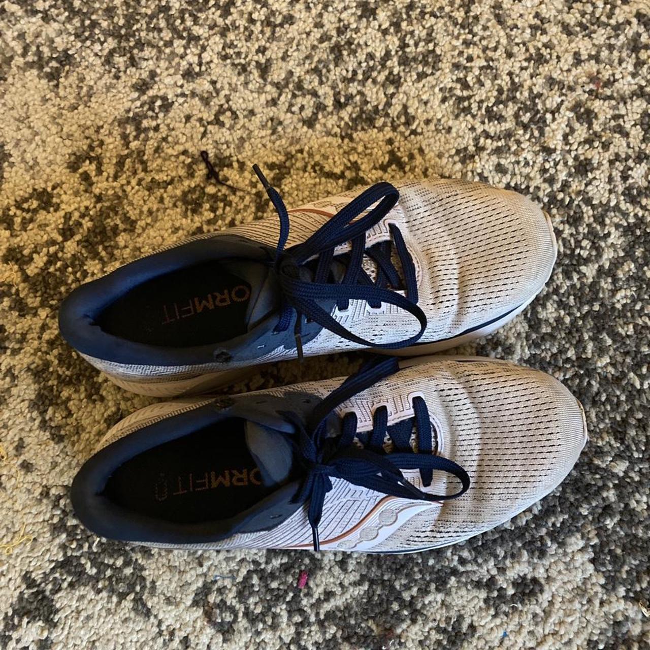 saucony fastwitch violet