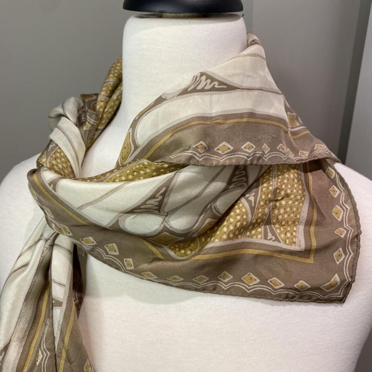 Liz Claiborne Men's Gold Scarf-wraps | Depop