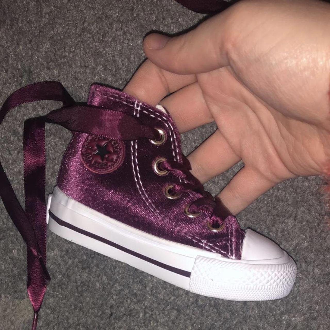 Purple baby shop converse shoes